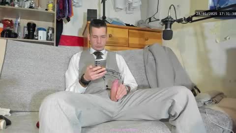 Snapshot of telepaticman chatting on January 28, 2025, 4:30 pm Virg Lszl online show from January 28, 2025, 4:30 pm