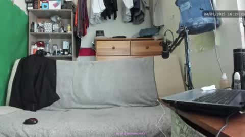 Snapshot of telepaticman chatting on February 4, 2025, 3:26 pm Virg Lszl online show from February 4, 2025, 3:26 pm