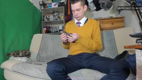 Snapshot of telepaticman chatting on February 8, 2025, 9:04 pm Virg Lszl online show from February 8, 2025, 9:04 pm