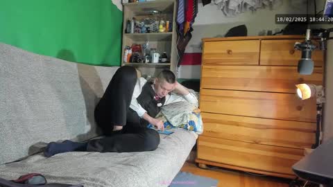 Snapshot of telepaticman chatting on February 18, 2025, 5:42 pm Virg Lszl online show from February 18, 2025, 5:42 pm