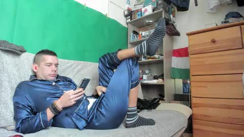 Snapshot of telepaticman chatting on October 26, 2025, 11:38 am Virg Lszl online show from October 26, 2025, 11:38 am