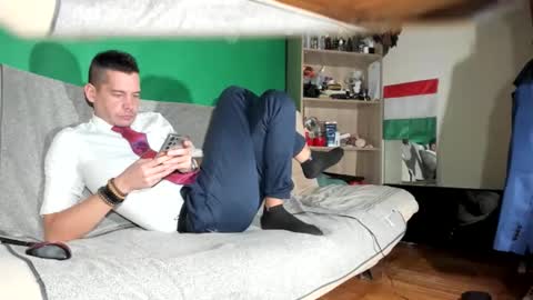 Snapshot of telepaticman chatting on November 26, 2025, 1:01 pm Virg Lszl online show from November 26, 2025, 1:01 pm