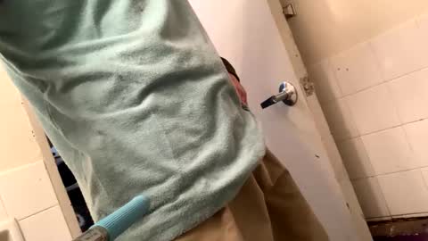 tellias online show from February 23, 2025, 4:02 pm