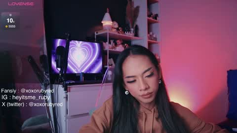 Snapshot of temptressxruby chatting on January 10, 2025, 1:31 pm TemptressxRuby online show from January 10, 2025, 1:31 pm