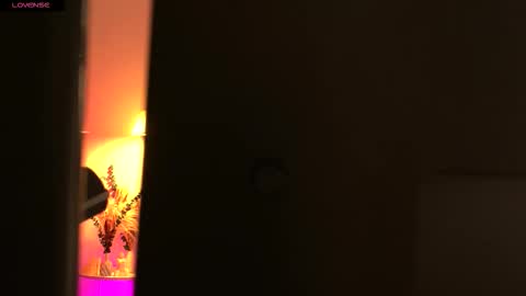 Snapshot of tender_babyy chatting on September 21, 2025, 12:29 pm Sexy girl Li online show from September 21, 2025, 12:29 pm