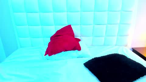 Snapshot of teresasroom_ chatting on January 28, 2025, 1:59 pm Teresa online show from January 28, 2025, 1:59 pm
