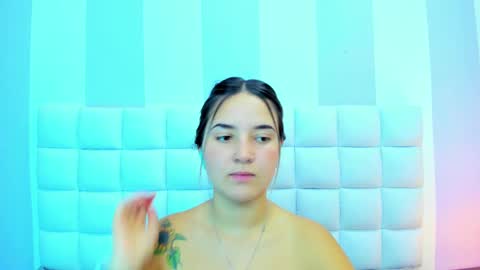 Snapshot of teresasroom_ chatting on February 19, 2025, 6:43 pm Teresa online show from February 19, 2025, 6:43 pm