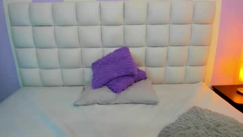 Snapshot of teresasroom_ chatting on September 15, 2025, 5:13 pm Teresa online show from September 15, 2025, 5:13 pm