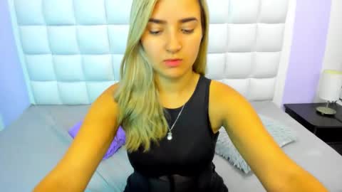 Snapshot of teresasroom_ chatting on September 20, 2025, 2:12 am Teresa online show from September 20, 2025, 2:12 am