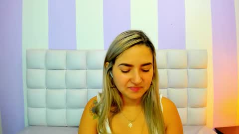 Snapshot of teresasroom_ chatting on September 23, 2025, 1:58 pm Teresa online show from September 23, 2025, 1:58 pm