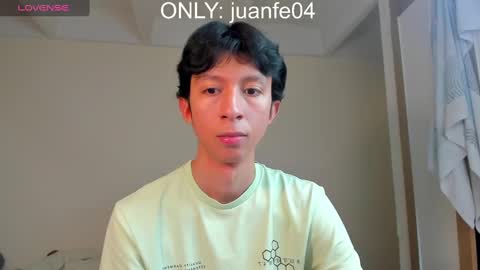 Snapshot of teroship_boy chatting on December 6, 2024, 4:03 am Juanfe online show from December 6, 2024, 4:03 am