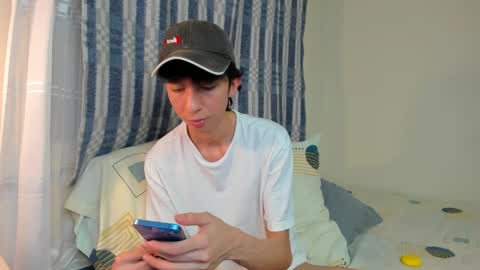Snapshot of teroship_boy chatting on January 11, 2025, 5:20 am Juanfe online show from January 11, 2025, 5:20 am