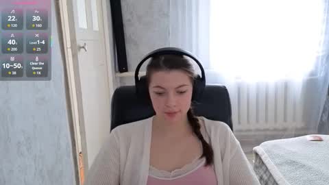 Anny Simpson online show from December 4, 2025, 6:01 am