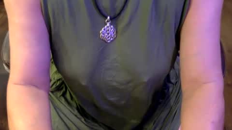 Snapshot of tessa_foxxx chatting on October 4, 2025, 7:01 pm tessa_foxxx online show from October 4, 2025, 7:01 pm