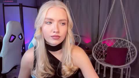 Snapshot of tessahamilton chatting on November 16, 2025, 7:58 am TessaHamilton online show from November 16, 2025, 7:58 am