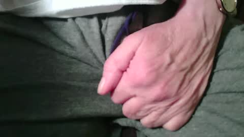 Snapshot of texan2020 chatting on December 7, 2024, 3:25 am texan2020 online show from December 7, 2024, 3:25 am