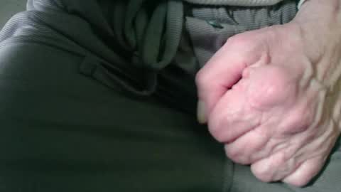 Snapshot of texan2020 chatting on January 5, 2025, 12:42 pm texan2020 online show from January 5, 2025, 12:42 pm