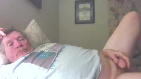 texasscooter1962 online show from December 29, 2024, 5:31 am