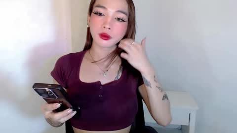 Snapshot of tgirl_jasmine1 chatting on January 6, 2025, 3:51 pm Vanessa online show from January 6, 2025, 3:51 pm