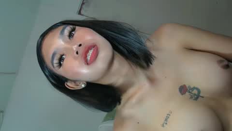 Snapshot of tgirl_luna69 chatting on February 4, 2025, 8:35 am Luna online show from February 4, 2025, 8:35 am