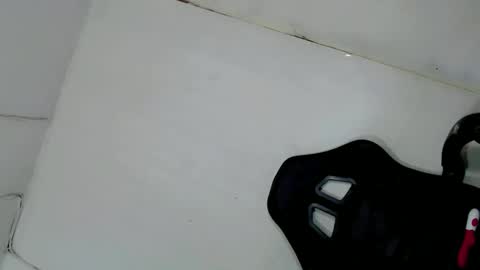 Snapshot of tgirl_luna69 chatting on February 10, 2025, 3:46 am Luna online show from February 10, 2025, 3:46 am