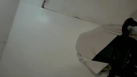 Snapshot of tgirl_luna69 chatting on March 10, 2025, 11:10 am Luna online show from March 10, 2025, 11:10 am