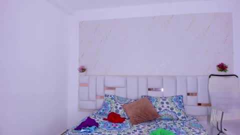 thaliaocean online show from September 15, 2025, 1:22 pm