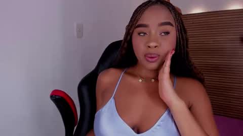 thaliaocean online show from September 27, 2025, 4:06 am