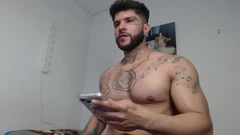 Snapshot of thass_boy chatting on December 15, 2025, 2:49 am Thass online show from December 15, 2025, 2:49 am