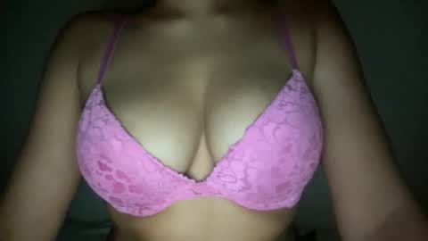 Snapshot of thatgirlmelanie chatting on October 18, 2025, 3:42 am Melanie online show from October 18, 2025, 3:42 am