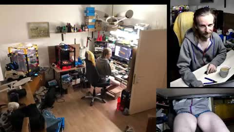 Michal online show from November 9, 2025, 9:07 am