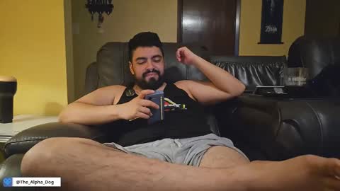 the_alpha_dog_xxx online show from December 15, 2024, 3:34 am