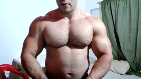 Snapshot of the_beastmuscle chatting on September 15, 2025, 10:10 pm beast online show from September 15, 2025, 10:10 pm