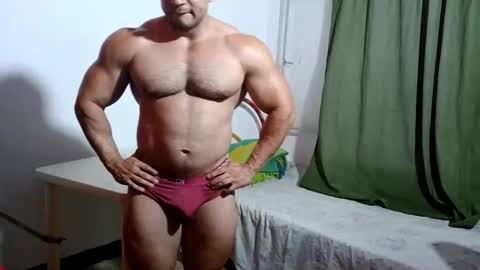 Snapshot of the_beastmuscle chatting on September 16, 2025, 10:11 pm beast online show from September 16, 2025, 10:11 pm