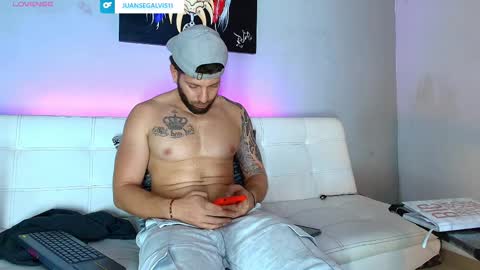 SCOTT  THEO  KAMERON  GENDERSON online show from March 2, 2025, 1:15 am