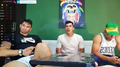 SCOTT  THEO  KAMERON  GENDERSON online show from September 9, 2025, 5:23 pm