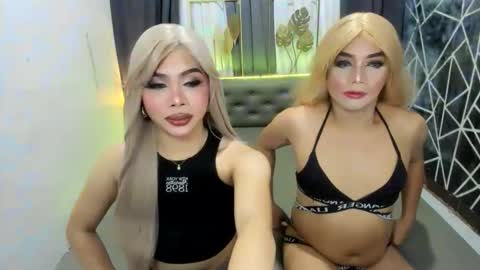 Snapshot of the_only1candy chatting on November 26, 2025, 7:09 am CandyGretchFrancineLuna online show from November 26, 2025, 7:09 am