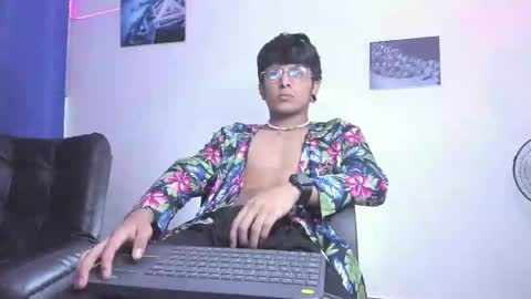 Snapshot of the_weed_guys chatting on January 20, 2025, 11:32 pm Danny online show from January 20, 2025, 11:32 pm