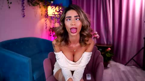 Snapshot of theayanna chatting on September 12, 2025, 6:41 pm Ayana online show from September 12, 2025, 6:41 pm