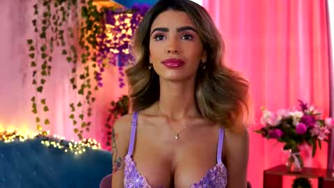 Snapshot of theayanna chatting on October 18, 2025, 9:21 am Ayana online show from October 18, 2025, 9:21 am