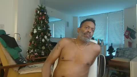 Snapshot of theblacklordmaster chatting on December 2, 2024, 3:36 pm theblacklordmaster online show from December 2, 2024, 3:36 pm