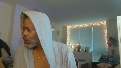 Snapshot of theblacklordmaster chatting on December 10, 2024, 3:22 pm theblacklordmaster online show from December 10, 2024, 3:22 pm