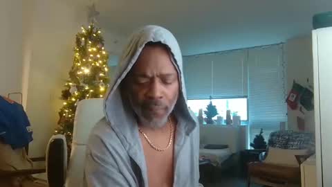 Snapshot of theblacklordmaster chatting on January 2, 2025, 2:24 pm theblacklordmaster online show from January 2, 2025, 2:24 pm