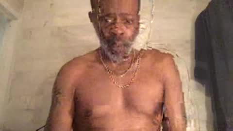 Snapshot of theblacklordmaster chatting on January 8, 2025, 2:35 pm theblacklordmaster online show from January 8, 2025, 2:35 pm