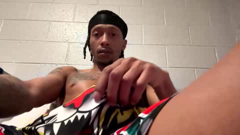 thee304slayer online show from November 26, 2025, 4:02 am