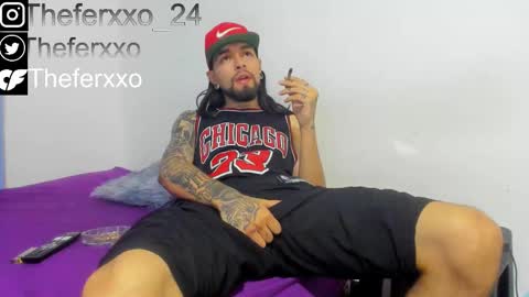 Snapshot of theferxxo_12 chatting on November 19, 2025, 11:27 pm independent Model online show from November 19, 2025, 11:27 pm