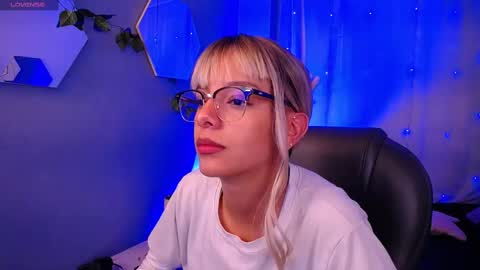 Snapshot of thegodmother_gh chatting on November 12, 2025, 3:40 am Peyton online show from November 12, 2025, 3:40 am