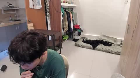 Snapshot of thegreenmagus chatting on October 25, 2025, 2:30 am Green online show from October 25, 2025, 2:30 am