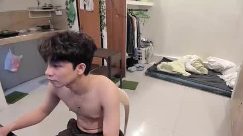 Snapshot of thegreenmagus chatting on November 11, 2025, 8:14 am Green online show from November 11, 2025, 8:14 am