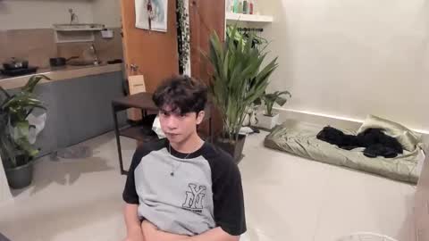 Snapshot of thegreenmagus chatting on November 18, 2025, 6:01 pm Green online show from November 18, 2025, 6:01 pm